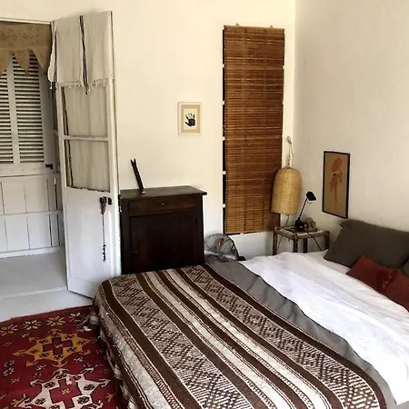 Atypical Town House In Uzes. *